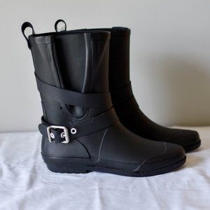 Dirty Laundry Mid-Calf Black Rubber Rainboot with Buckle Size 6